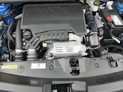 Photo 27 Peugeot 2008 Gén. II Ph2 GT 5