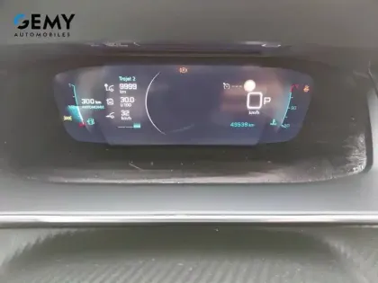 Photo 13 Peugeot 2008  PureTech 130 S&S EAT8