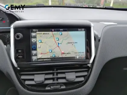 Photo 12 Peugeot 2008  1.2 PureTech 110ch S&S BVM5