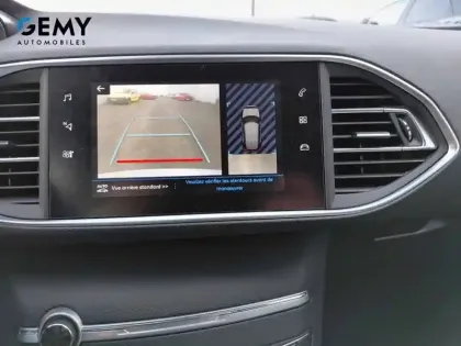 Photo 11 Peugeot 308  PureTech 130ch S&S EAT8