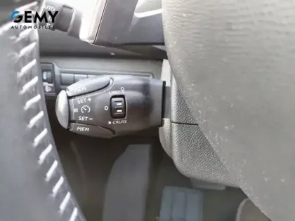 Photo 14 Peugeot 308  PureTech 130ch S&S EAT8