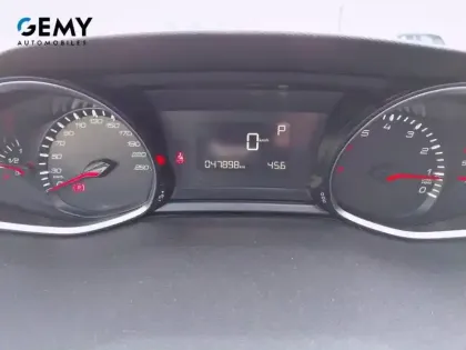 Photo 13 Peugeot 308  PureTech 130ch S&S EAT8