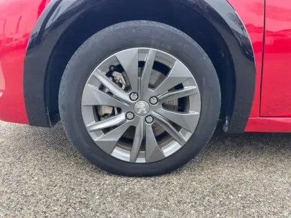 Photo 33 Peugeot 208 Gén. II Ph1 NG Style 5