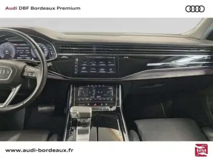 Photo 8 Audi Q8 45 TDI 231 Tiptronic 8 Quattro Avus Extended