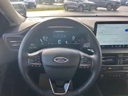 Photo 6 Ford Focus Gén. IV Ph2 Titanium X Business 5