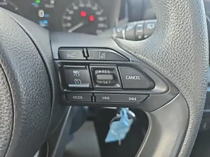 Photo 14 Mazda 2 Hybrid 1.5 116ch Pure