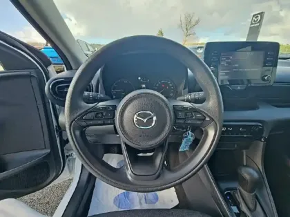 Photo 6 Mazda 2 Hybrid 1.5 116ch Pure