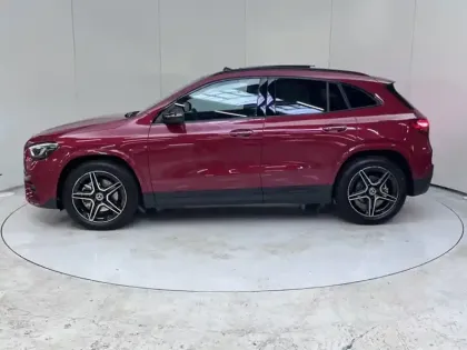 Photo 13 Mercedes GLA 180 AMG Line