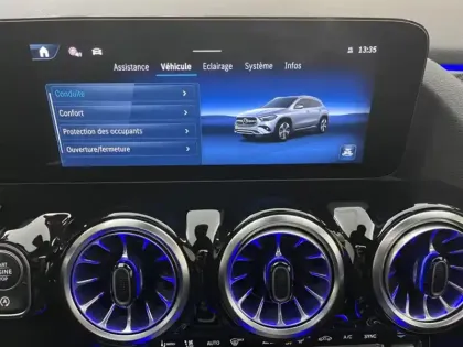 Photo 6 Mercedes GLA 180 AMG Line