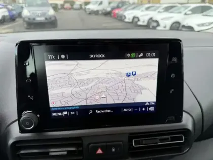 Photo 7 Toyota Proace 1.5 MEDIUM 100 D-4D DYNAMIC NAV 7 PLACES