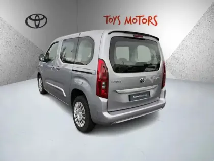 Photo 24 Toyota Proace 1.5 MEDIUM 100 D-4D DYNAMIC NAV 7 PLACES