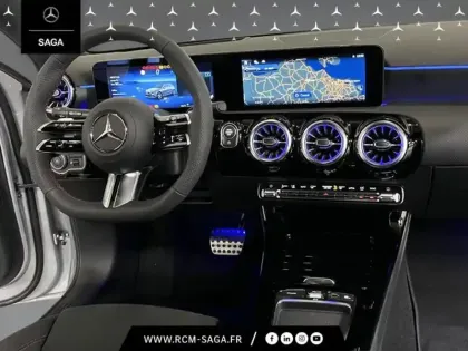 Photo 31 Mercedes Classe A 200 d AMG Line