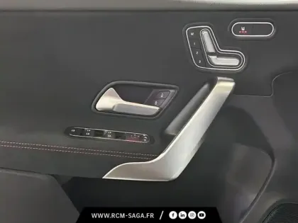 Photo 9 Mercedes Classe A 200 d AMG Line