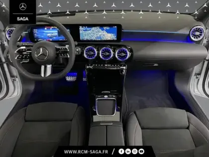 Photo 30 Mercedes Classe A 200 d AMG Line