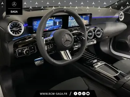 Photo 29 Mercedes Classe A 200 d AMG Line