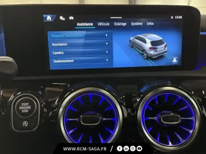 Photo 13 Mercedes Classe A 200 d AMG Line