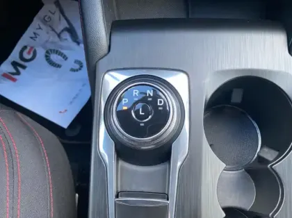 Photo 7 Ford Kuga 2.5 Duratec 190ch FHEV E85 ST-Line BVA