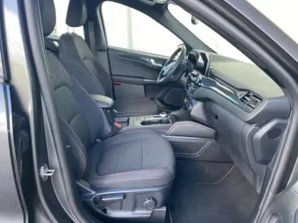 Photo 45 Ford Kuga Gén. III Ph1 ST-Line 5