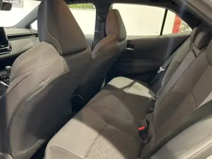 Photo 15 Toyota Corolla Hybride 122h Dynamic