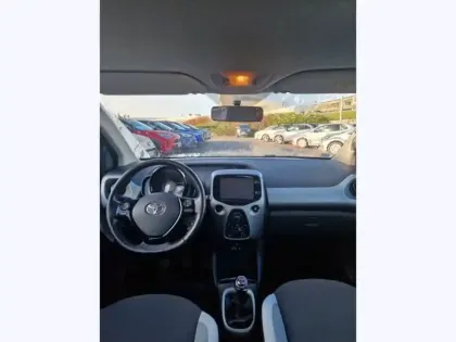 Photo 12 Toyota Aygo 1.0 VVT-i x-play