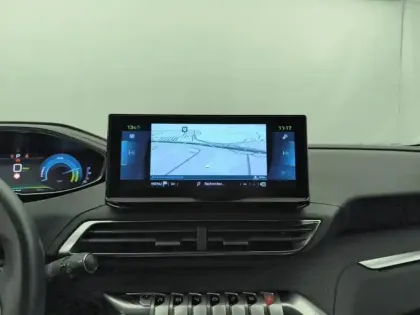 Photo 21 Peugeot 3008  Hybrid 225 e-EAT8 Roadtrip