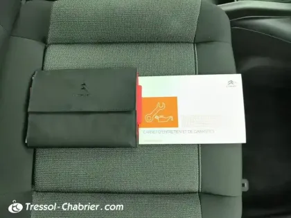 Photo 15 Citroën C3 Aircross  PureTech 110 S&S EAT6 Shine