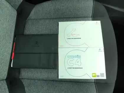 Photo 15 Citroën C4  PureTech 100 S&S BVM6 Feel
