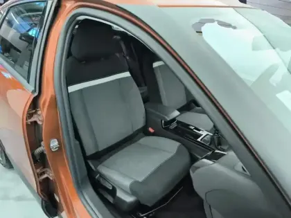 Photo 8 Citroën C4  PureTech 100 S&S BVM6 Feel