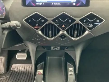Photo 12 DS DS 3 DS3 Crossback PureTech 155 EAT8 Performance Line+