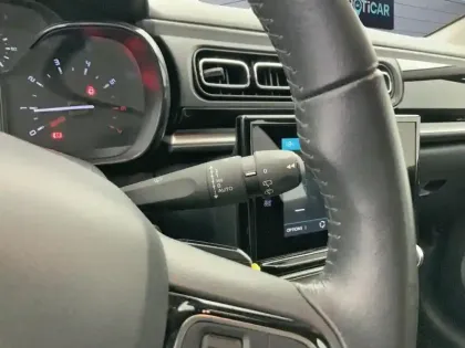 Photo 17 Citroën C3  PureTech 83 S&S BVM5 Shine