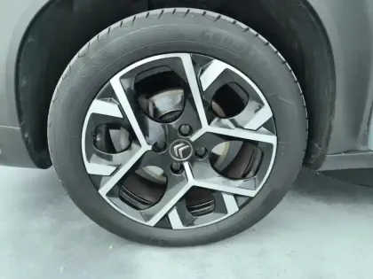 Photo 14 Citroën C3 Aircross  PureTech 130 S&S EAT6 Shine Pack