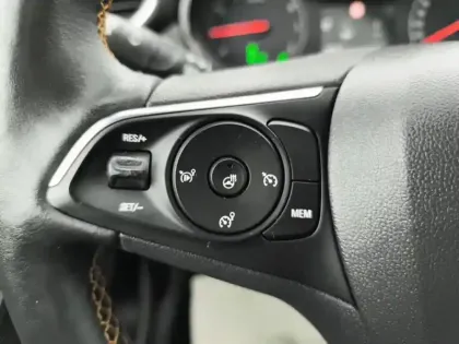 Photo 18 Opel Crossland X Gén. I Ph1 Ultimate 5