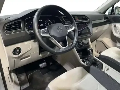 Photo 8 Volkswagen Tiguan 1.5 TSI 150ch DSG7 Elegance