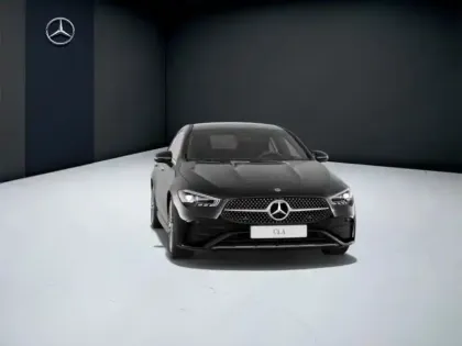 Photo 11 Mercedes CLA  200 d Coupé AMG Line