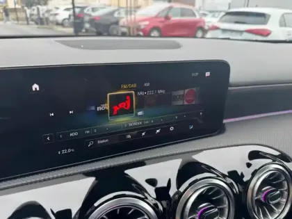 Photo 15 Mercedes Classe A 250 e AMG Line