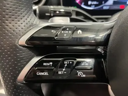 Photo 20 Mercedes Classe C 300 e Hybrid EQ Berline AMG Li