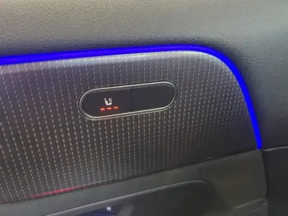 Photo 15 Mercedes EQA 250 AMG Line