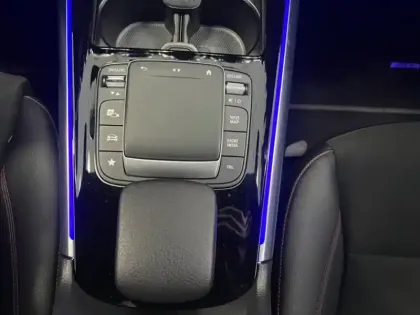 Photo 16 Mercedes EQA 250 AMG Line