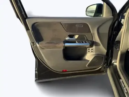 Photo 25 Mercedes GLA Gén. II (H247) Ph2 AMG Line 5