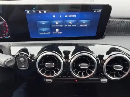 Photo 20 Mercedes Classe A 180 d Progressive Line