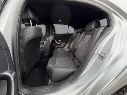 Photo 21 Mercedes Classe A Gén. IV (W177) Ph2 Progressive Line 5