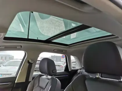 Photo 9 Audi Q3 35 TFSI Design luxe 150 ch S-t