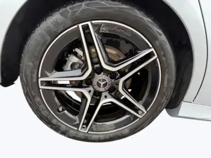 Photo 8 Mercedes Classe A 200 AMG Line