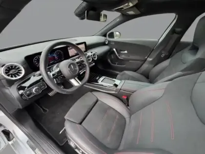 Photo 14 Mercedes Classe A 200 AMG Line