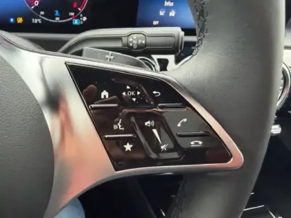 Photo 20 Mercedes Classe A 180 d Progressive Line