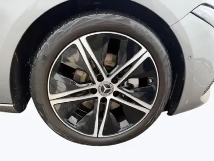 Photo 8 Mercedes Classe A 180 d Progressive Line