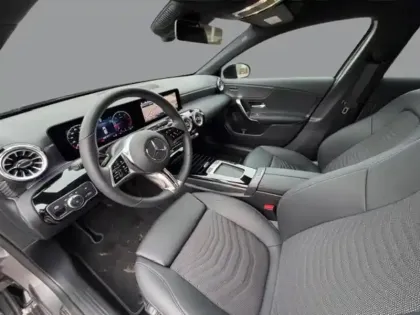 Photo 25 Mercedes Classe A Gén. IV (W177) Ph2 Progressive Line 5