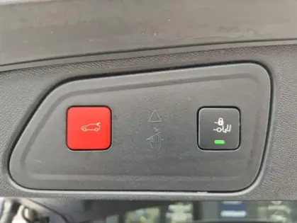 Photo 17 Peugeot 3008 Gén. II Ph2 GT Pack 5