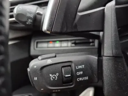 Photo 18 Peugeot 3008 Gén. II Ph2 GT Pack 5