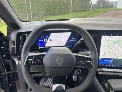 Photo 24 Renault Espace E-Tech full hybrid 200 GSR2 esprit Alpine 5p